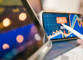 Analyse von Bitcoin, Ethereum und Forex-Optionen durch einen Multi-Market-Trader